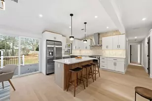 99 Grove St, Reading, MA 01867 - Photo 7