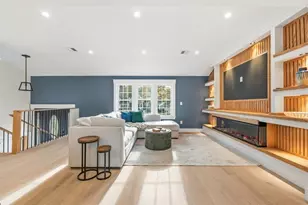 99 Grove St, Reading, MA 01867 - Photo 3