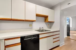 201 Thorndike, Lowell, MA 01852 - Photo 7