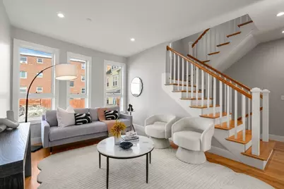 123-125 Centre St #TH4, Boston, MA 02124 - Photo 15