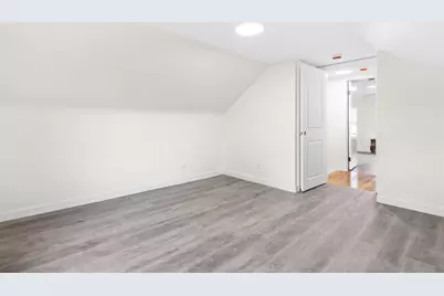 25 Lakeview St, Blackstone, MA 01504 - Photo 9