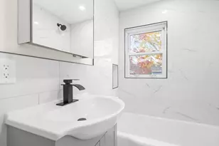 25 Lakeview St, Blackstone, MA 01504 - Photo 11