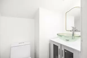 25 Lakeview St, Blackstone, MA 01504 - Photo 5