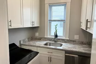 31 Cutler St, Winthrop, MA 02152 - Photo 5