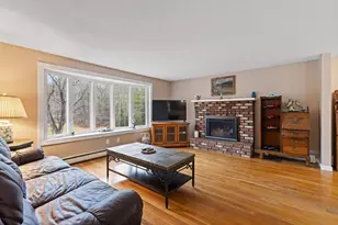 144 Main St, Townsend, MA 01469 - Photo 7