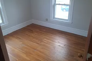 16 Riverside Ct, Saugus, MA 01906 - Photo 5