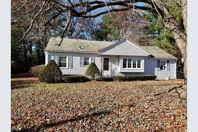 31 Pineywood Rd, Southwick, MA 01077 - Photo 1