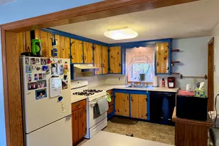 31 Pineywood Rd, Southwick, MA 01077 - Photo 3