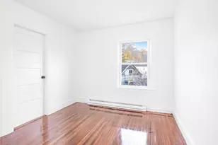 12 Temple St, Holyoke, MA 01040 - Photo 23