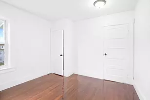 12 Temple St, Holyoke, MA 01040 - Photo 25