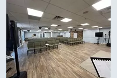 565 Chickering Road #1B / 2, North Andover, MA 01845 - Photo 3