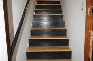 222 W River St, Orange, MA 01364 - Photo 15