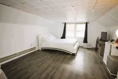 222 West River St, Orange, MA 01364 - Photo 9