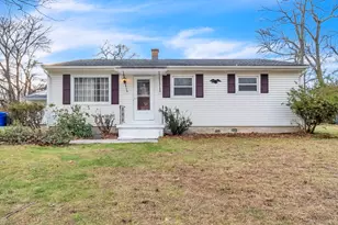 82 Louis Rd, Springfield, MA 01118 - Photo 1