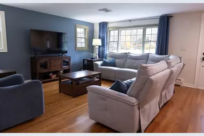 9 Church St, Douglas, MA 01516 - Photo 13