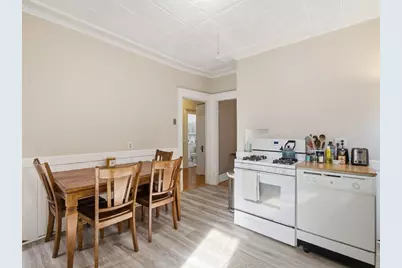 28 Sunset Rd #1, Somerville, MA 02144 - Photo 9