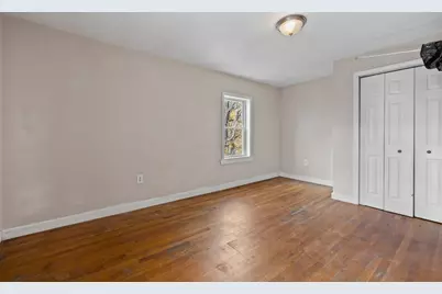 33 Chestnut St, Milford, MA 01757 - Photo 31