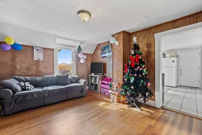 33 Chestnut St, Milford, MA 01757 - Photo 23