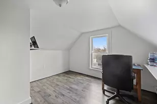 33 Chestnut St, Milford, MA 01757 - Photo 33