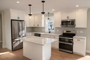 1 Jennifer Cir, Bridgewater, MA 02324 - Photo 5