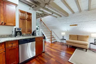 15 Union St, Boston, MA 02108 - Photo 9