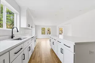 135 Plymouth, Carver, MA 02330 - Photo 13