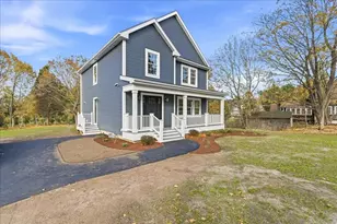 135 Plymouth, Carver, MA 02330 - Photo 3