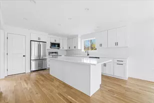 135 Plymouth, Carver, MA 02330 - Photo 11