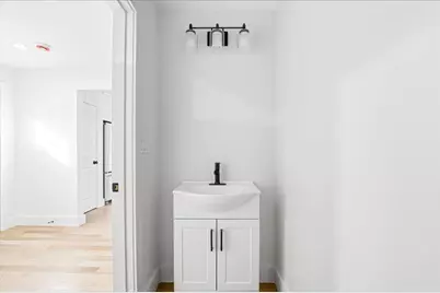 135 Plymouth, Carver, MA 02330 - Photo 15