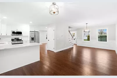 34 Alsop St, Fall River, MA 02723 - Photo 11