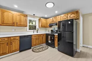 132 S Washington St, Norton, MA 02766 - Photo 15