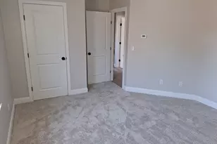 108 Lake Ave, Wareham, MA 02538 - Photo 9