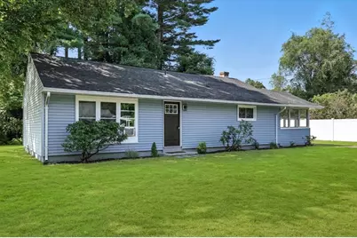 17 Pebble Mill Rd, Springfield, MA 01118 - Photo 1