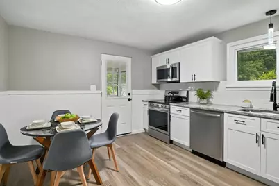 17 Pebble Mill Rd, Springfield, MA 01118 - Photo 11