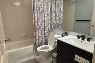 100 Boatswains Wy, Chelsea, MA 02150 - Photo 13