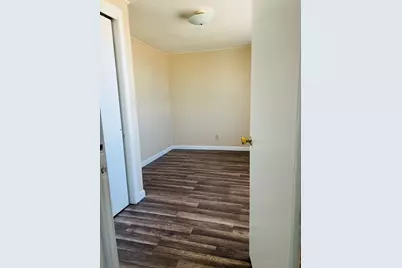 297 Lindsey St, Fall River, MA 02720 - Photo 7