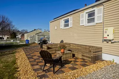 74 Judith St, Springfield, MA 01118 - Photo 7