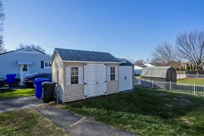 74 Judith St, Springfield, MA 01118 - Photo 5