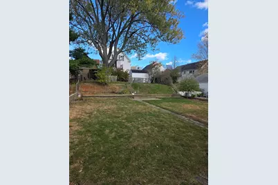 72 Barstow St #1, Salem, MA 01970 - Photo 3