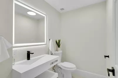 686 Centre St, Newton, MA 02458 - Photo 31