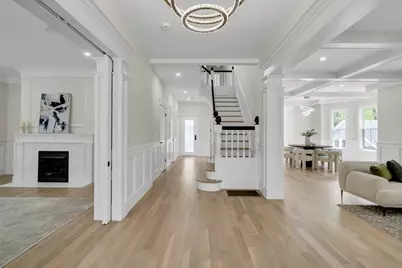 686 Centre St, Newton, MA 02458 - Photo 3