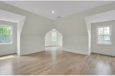 686 Centre St, Newton, MA 02458 - Photo 39