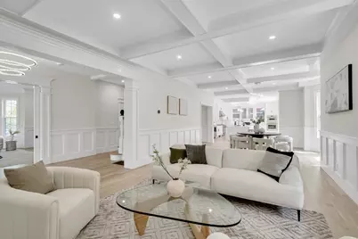 686 Centre St, Newton, MA 02458 - Photo 9