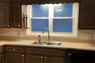 27 Tiffany St, Attleboro, MA 02703 - Photo 7