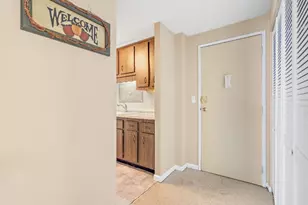 35 High St, Marlborough, MA 01752 - Photo 3