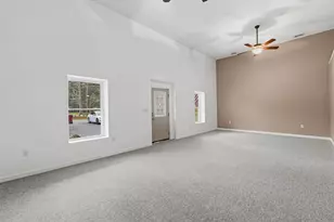 620 Plymouth St, Middleborough, MA 02346 - Photo 11