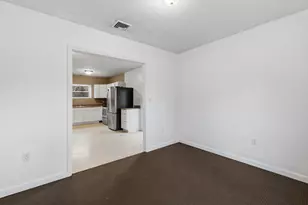 620 Plymouth St, Middleborough, MA 02346 - Photo 15