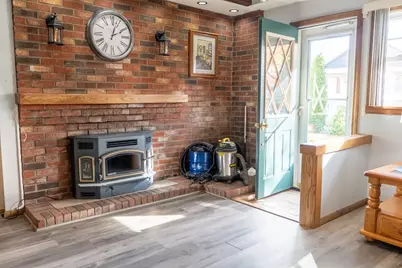 81 Dixon Rd, Brockton, MA 02302 - Photo 5