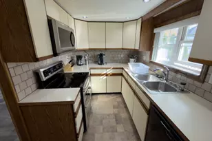 81 Dixon Rd, Brockton, MA 02302 - Photo 37