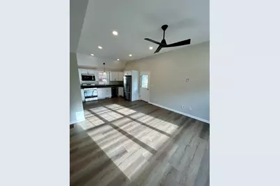 265 Dunstable Rd #C, Tyngsborough, MA 01879 - Photo 3